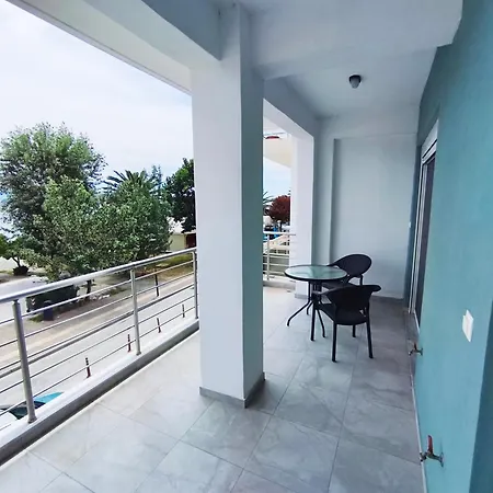 Beachway Luxury A B * Néa Péramos