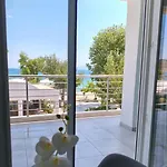 Beachway Luxury A B