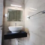Beachway Luxury A B * Néa Péramos