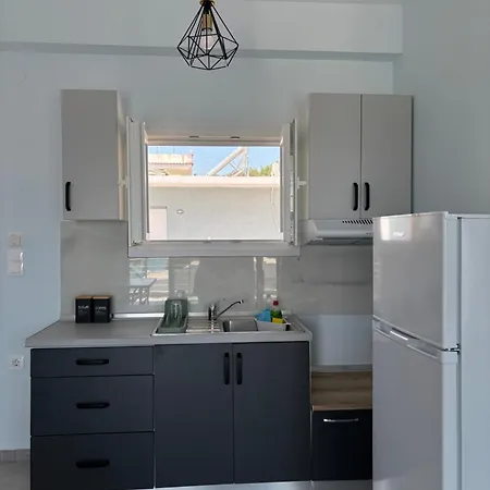 Beachway Luxury A B * Néa Péramos