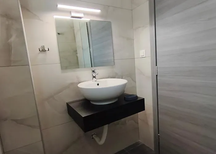 Beachway Luxury A B Néa Péramos